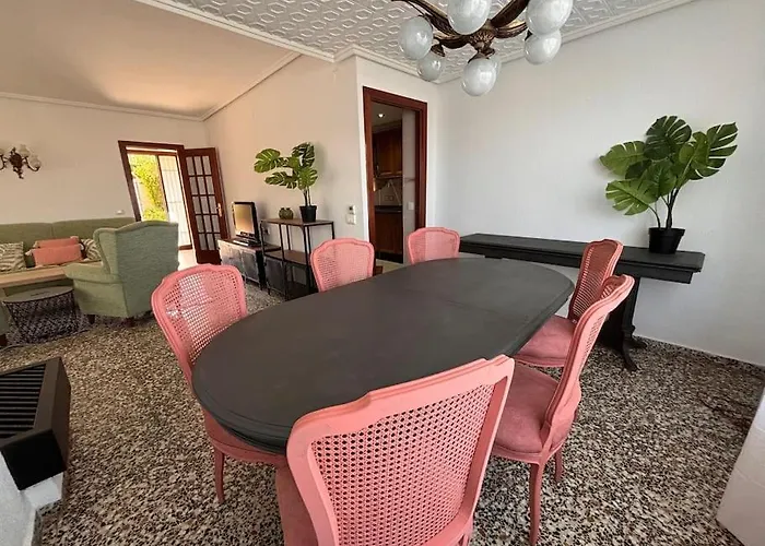 בית נופש Mediterranean House In *