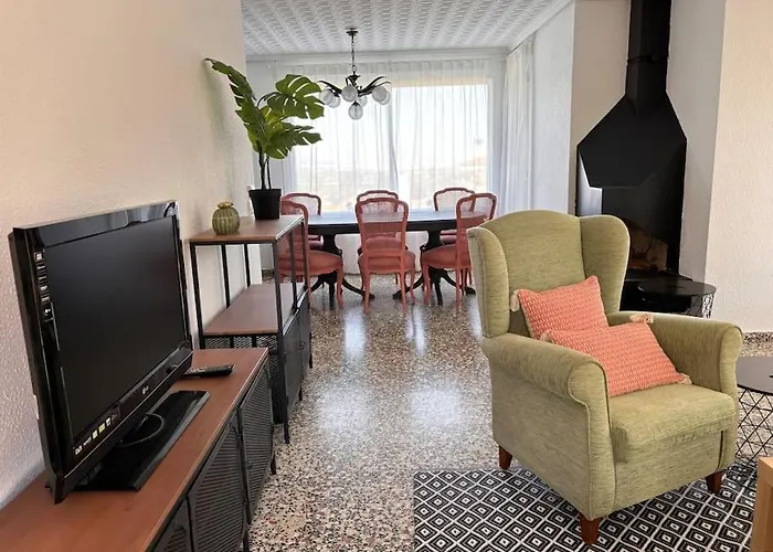 בית נופש Mediterranean House In *