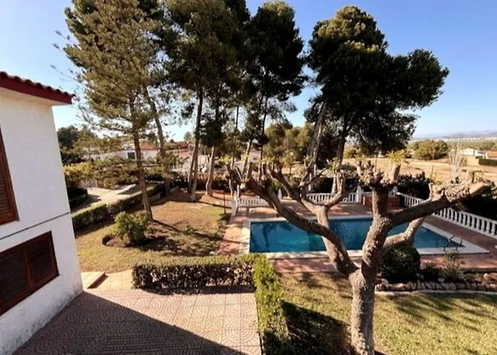 בית נופש Mediterranean House In *